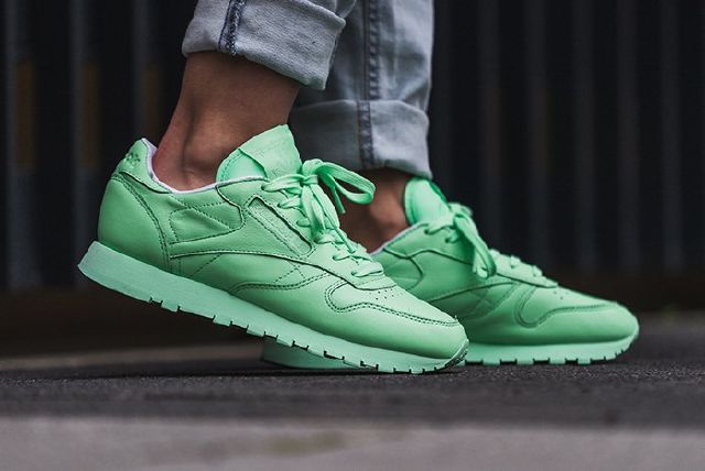 reebok classic nylon summer pastel